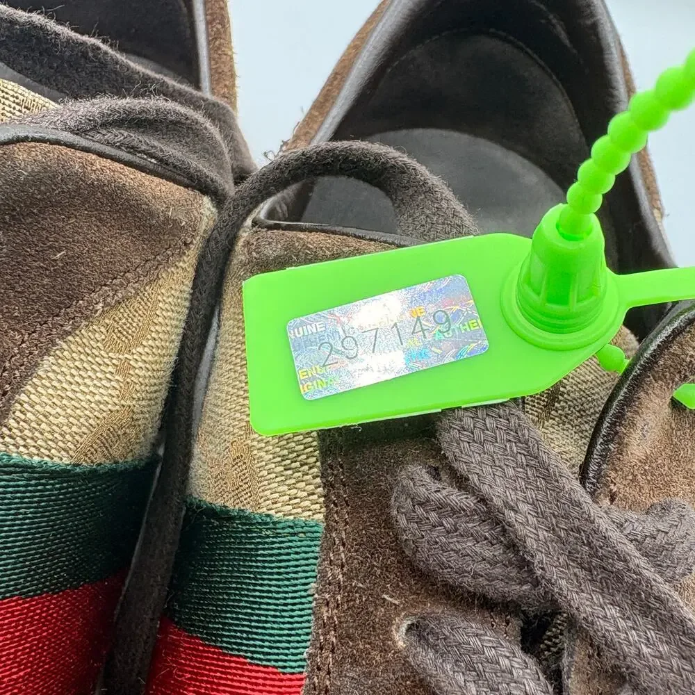 Gucci step into